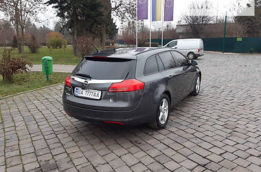 Opel Insignia  2011