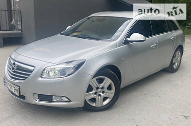 Opel Insignia  2013