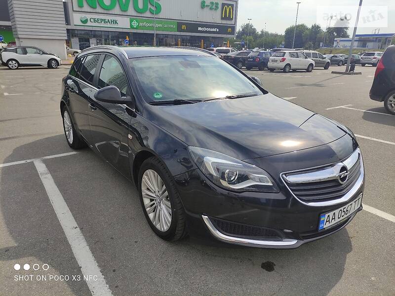 Универсал Opel Insignia