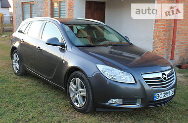 Opel Insignia  2009