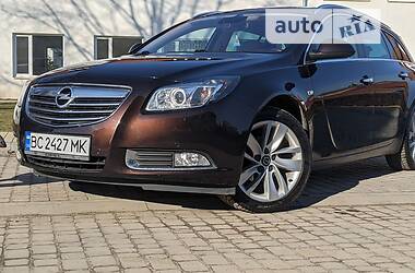 Opel Insignia Sports tourer 2012