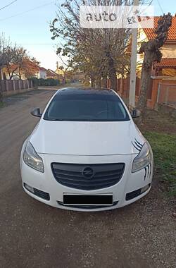 Opel Insignia  2011