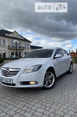 Opel Insignia  2010