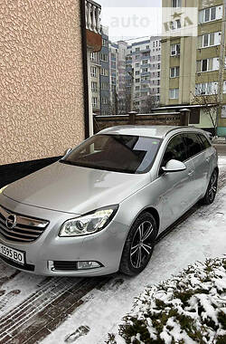 Opel Insignia  2013