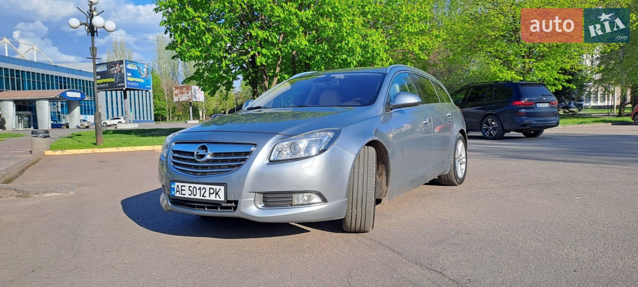 2010 Opel Insignia - мініатюра 4
