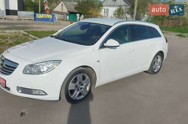 Opel Insignia  2011