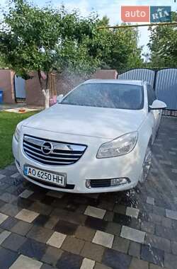 Opel Insignia  2012