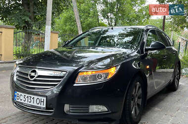 Opel Insignia  2011