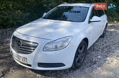 Opel Insignia  2013