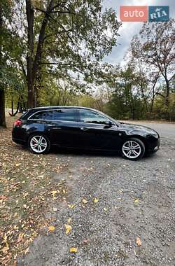 Opel Insignia  2012