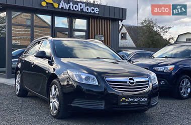 Opel Insignia  2011