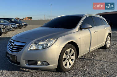 Opel Insignia 2011