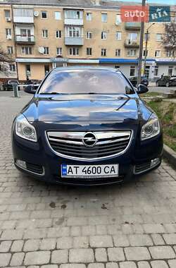 Opel Insignia  2012