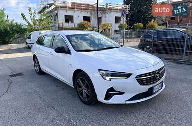 Opel Insignia 2022