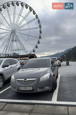 Opel Insignia  2012