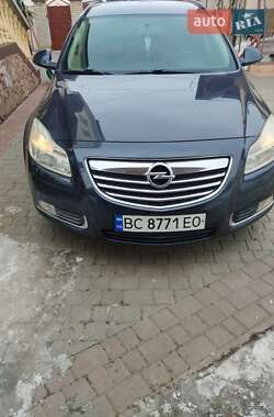 Opel Insignia  2011