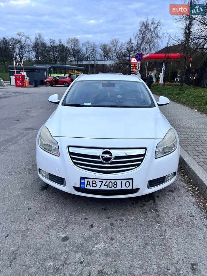 2010 Opel Insignia - фото 1