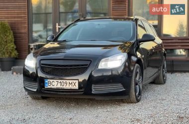 Opel Insignia  2011