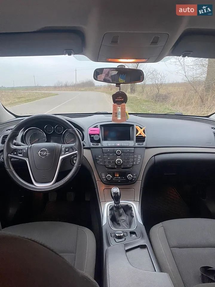 2011 Opel Insignia - мініатюра 3
