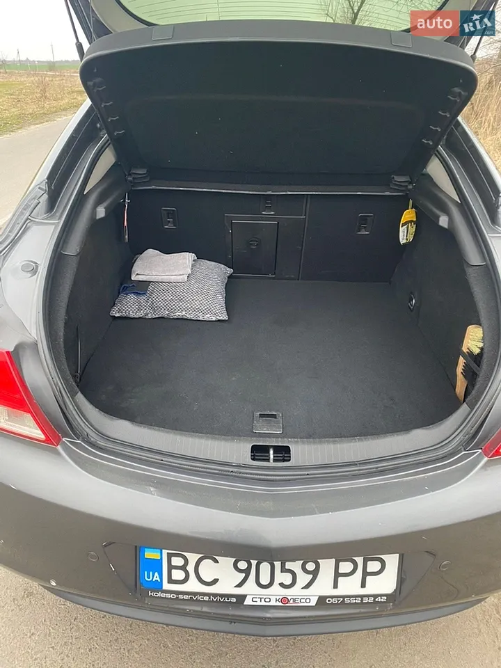2011 Opel Insignia - мініатюра 5
