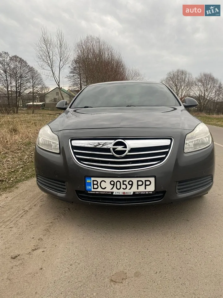 2011 Opel Insignia - мініатюра 2