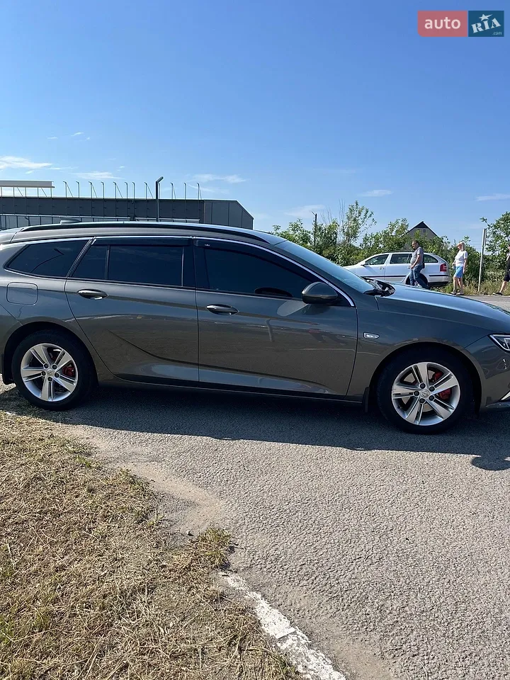 2017 Opel Insignia - мініатюра 3