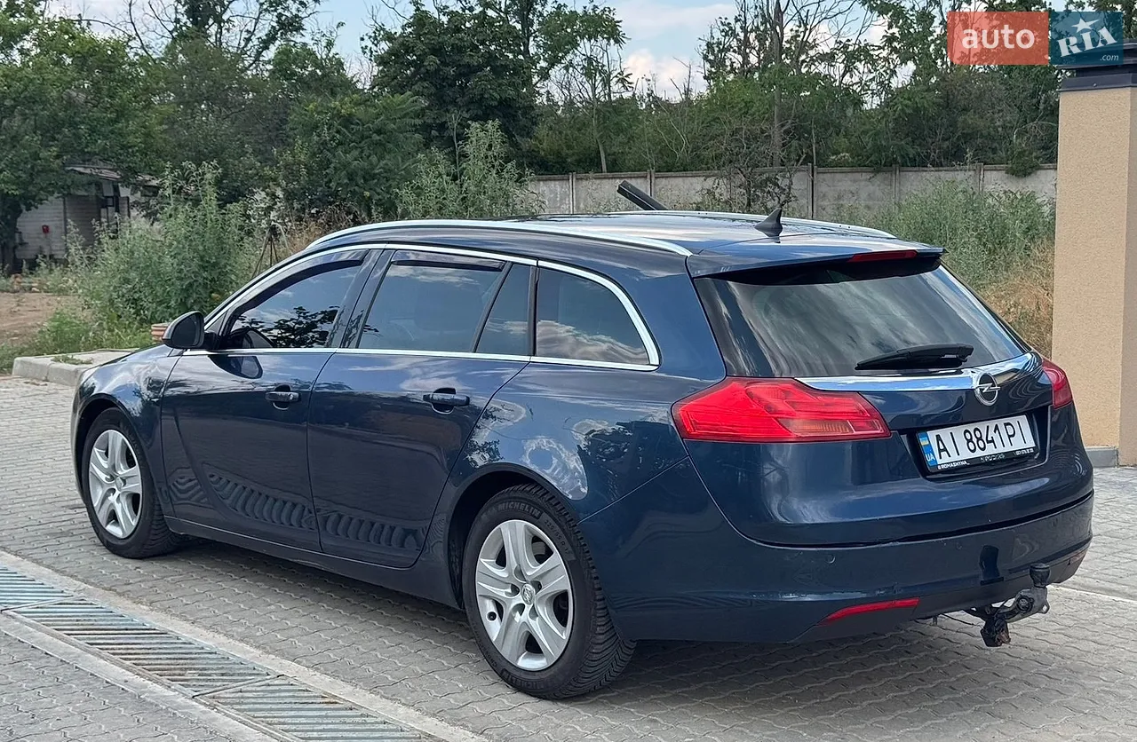2010 Opel Insignia - мініатюра 5