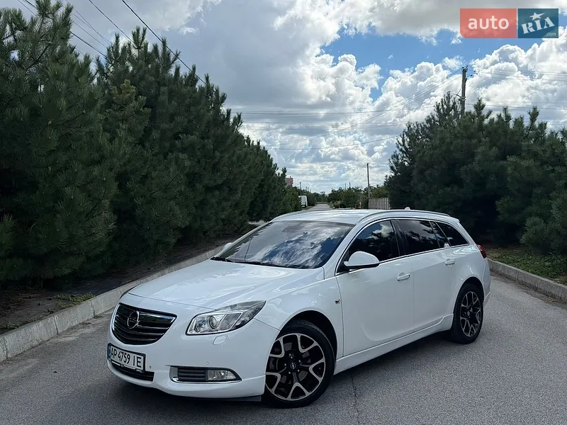 Opel Insignia 2011