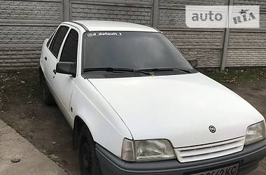 Opel Kadett 1.4  бензин 1991