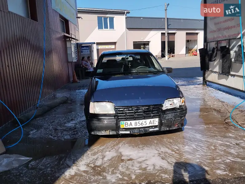 Opel Kadett 1986