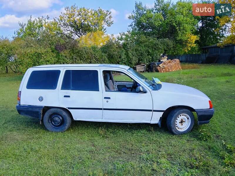 Универсал Opel Kadett