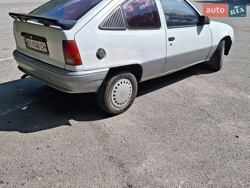 Хетчбек Opel Kadett 1987 в Полтаві
