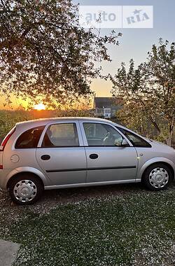 Opel Meriva  2004