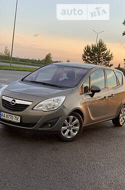 Opel Meriva  2012