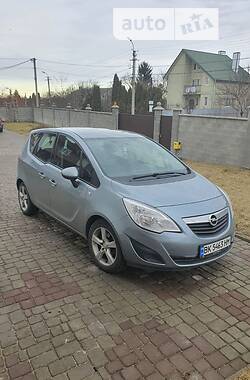 Opel Meriva  2011