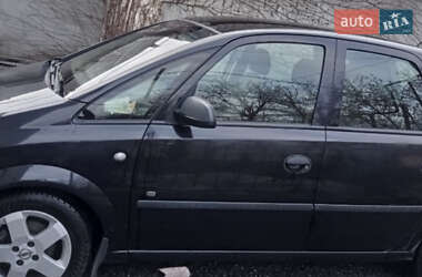 Opel Meriva 2004