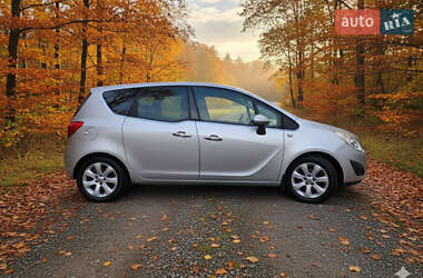 Opel Meriva 2011