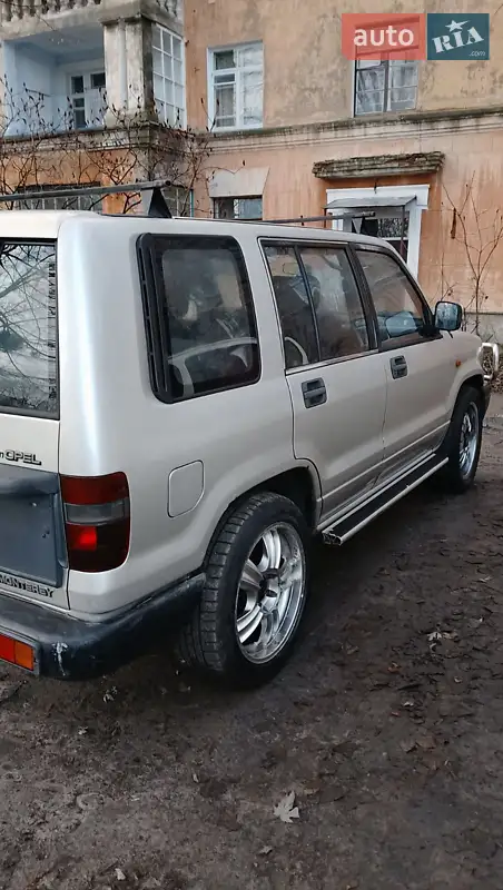 Opel Monterey 1994