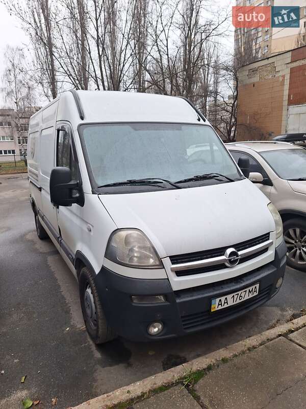 Универсал Opel Movano