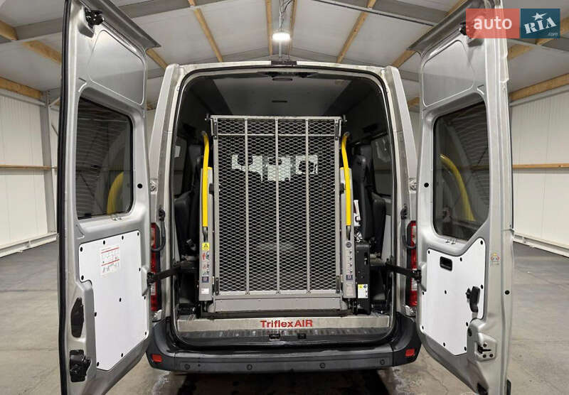 Універсал Opel Movano