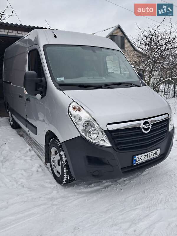 Opel Movano