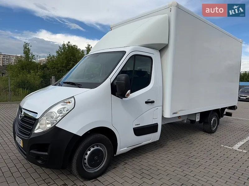 Opel Movano