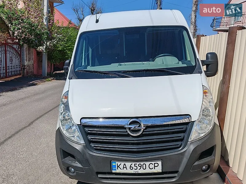 Opel Movano