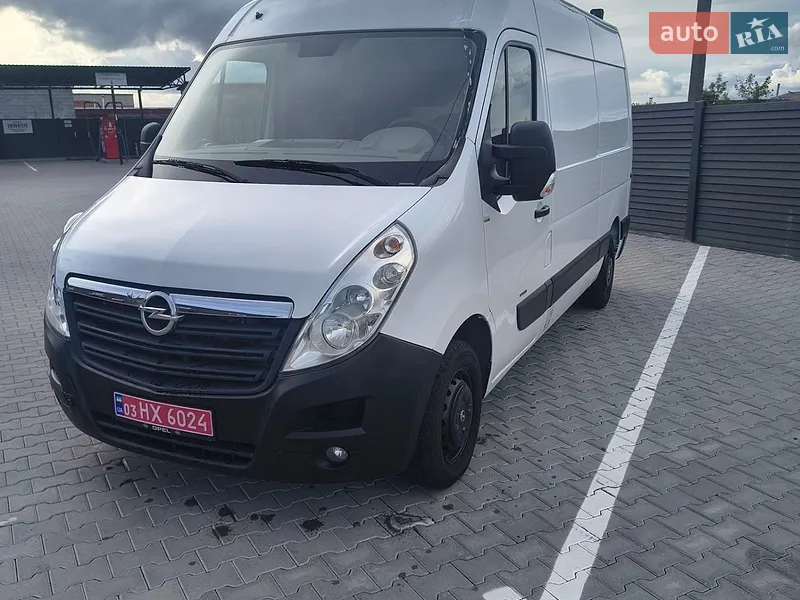 Opel Movano