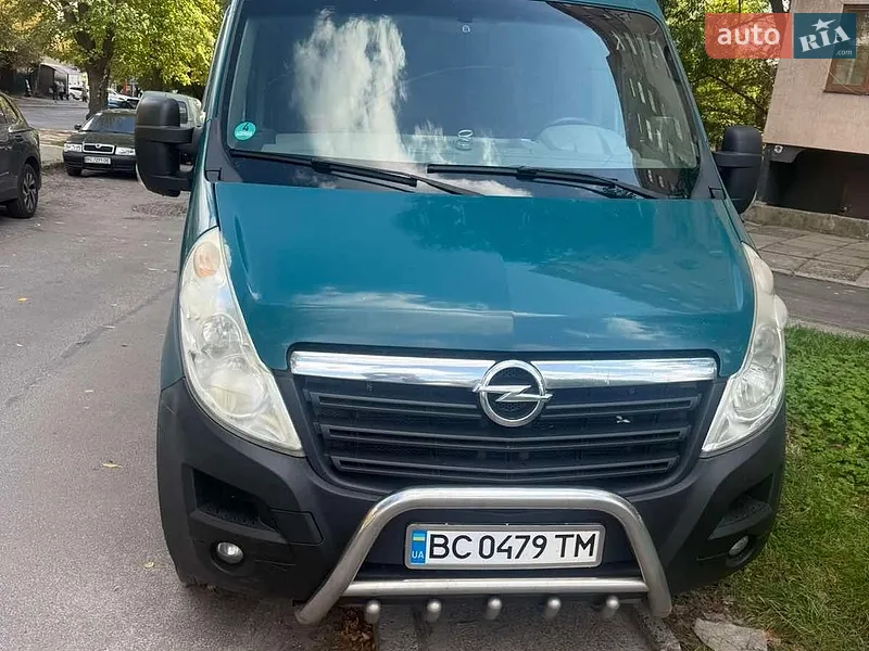 Opel Movano