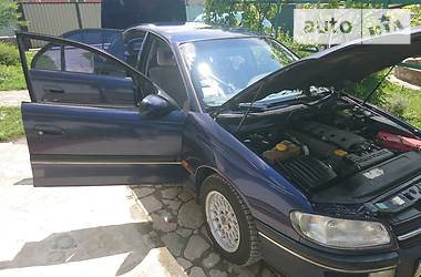 Opel Omega седан 1995