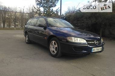 Opel Omega  1995