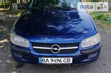 Opel Omega  1995