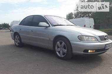 Opel Omega  2002