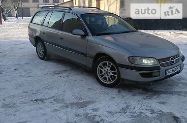 Opel Omega  1995